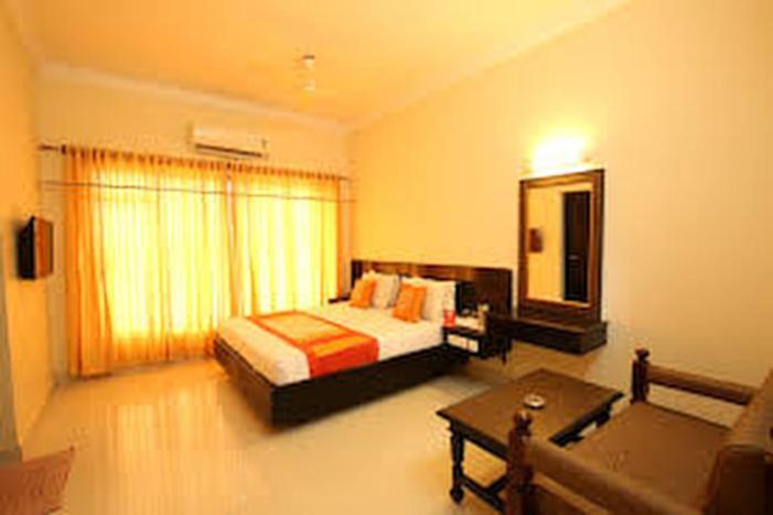 Hotel Sri Devi Kanyakumari Bagian luar foto