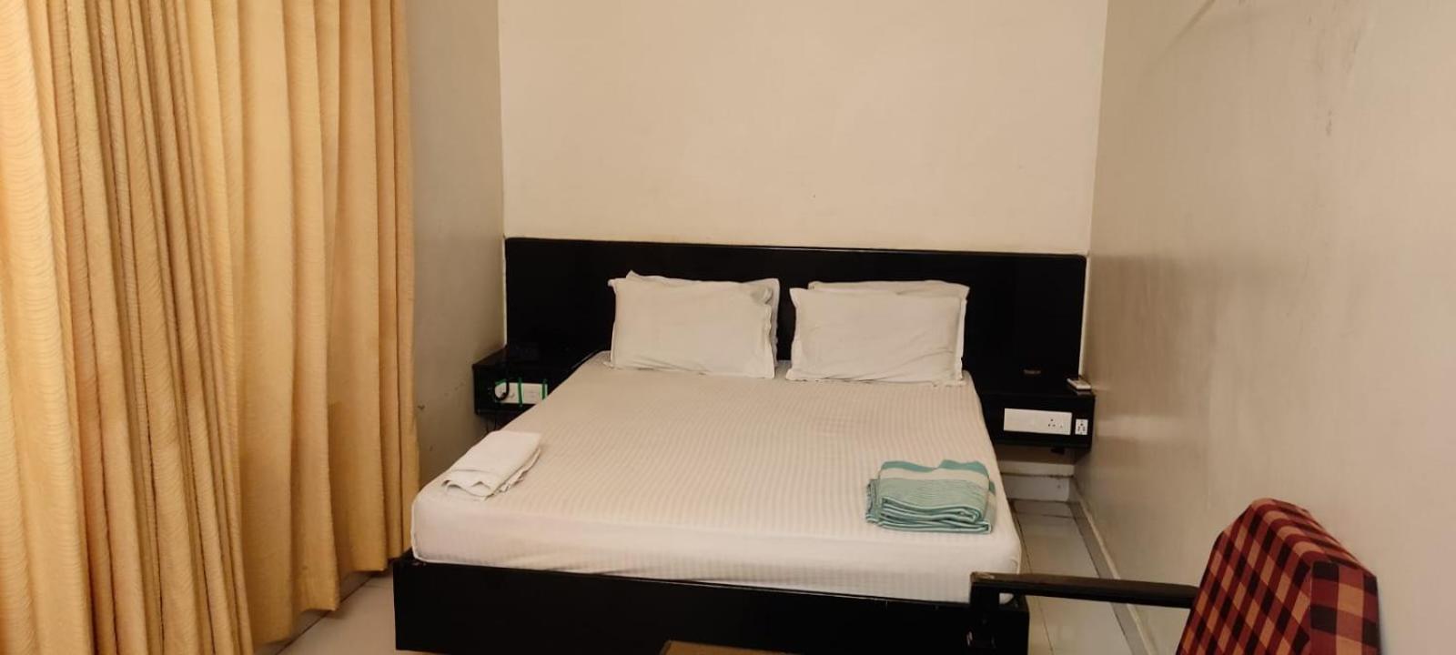 Hotel Sri Devi Kanyakumari Bagian luar foto